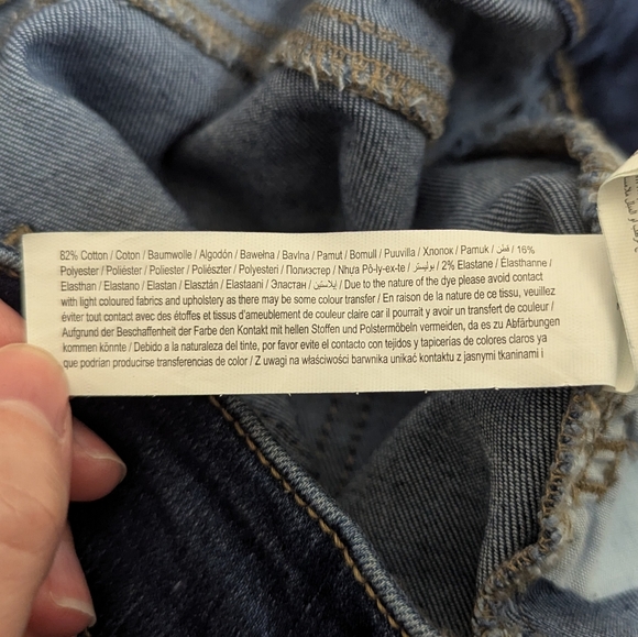 NWT denim pencil skirt - Picture 5 of 5